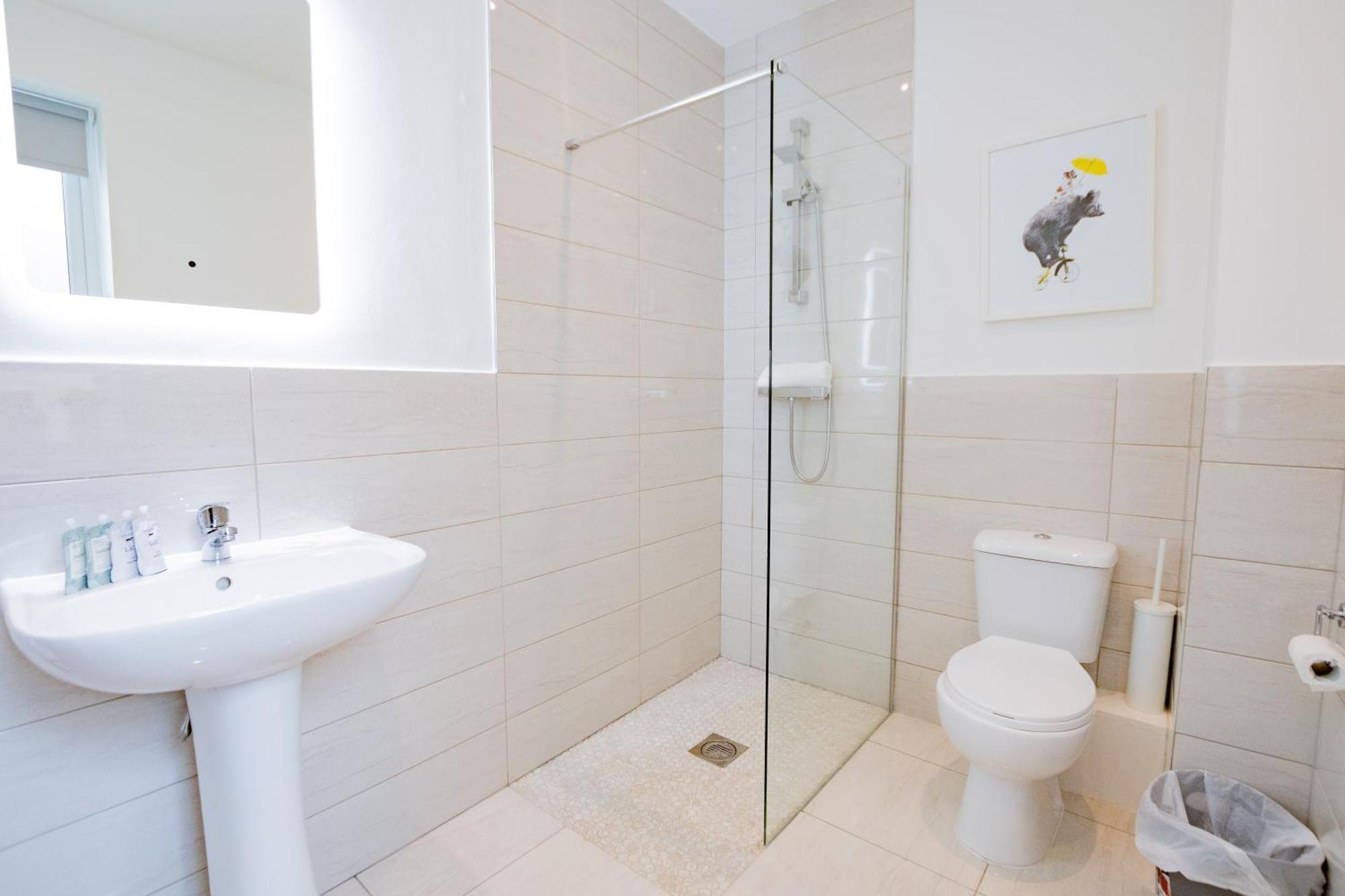 The Large Group House -Sleeps 21 Villa ดับลิน ภายนอก รูปภาพ
