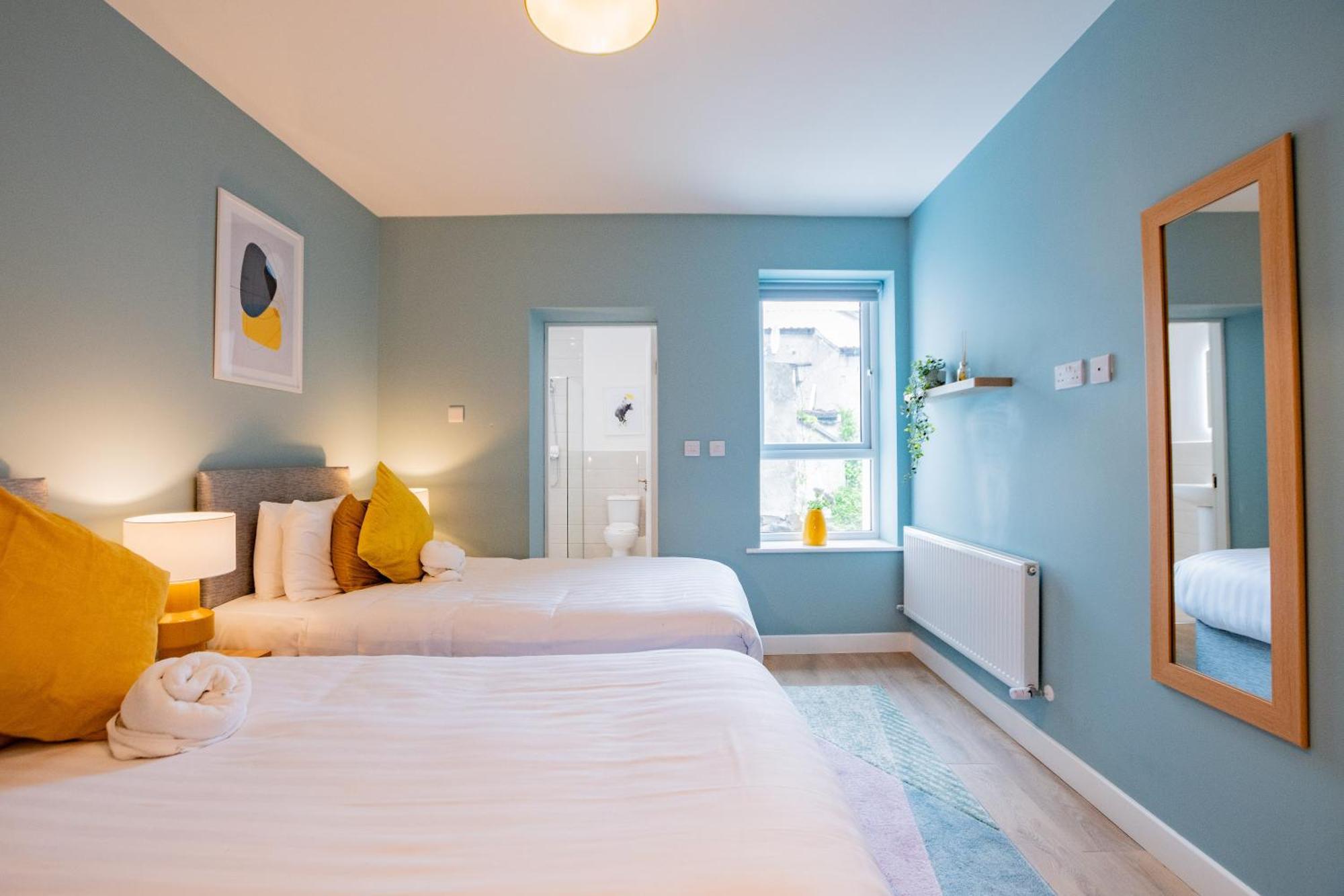 The Large Group House -Sleeps 21 Villa ดับลิน ภายนอก รูปภาพ
