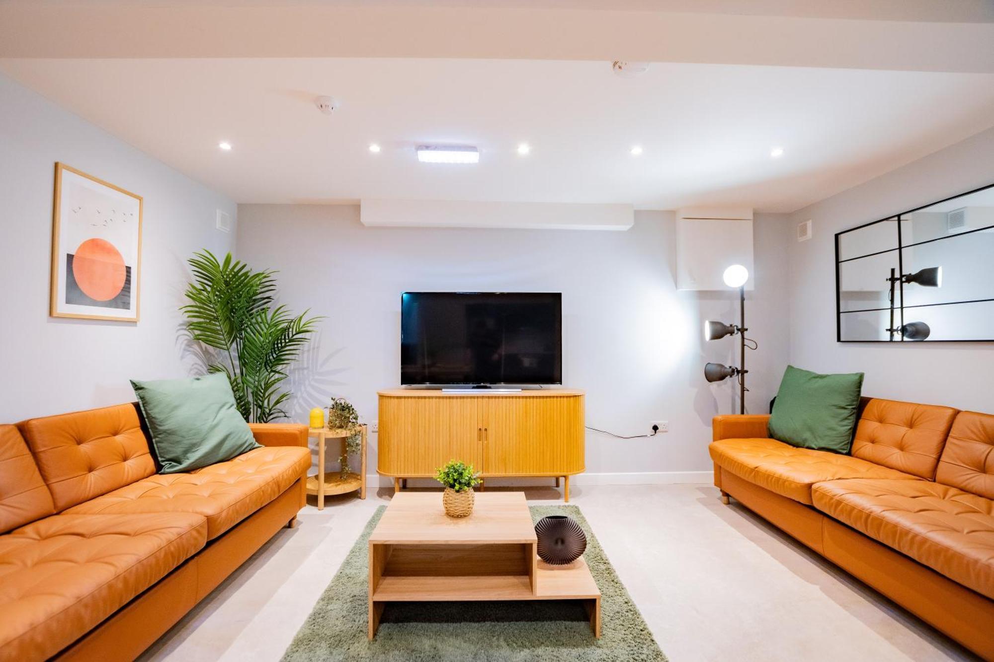 The Large Group House -Sleeps 21 Villa ดับลิน ภายนอก รูปภาพ
