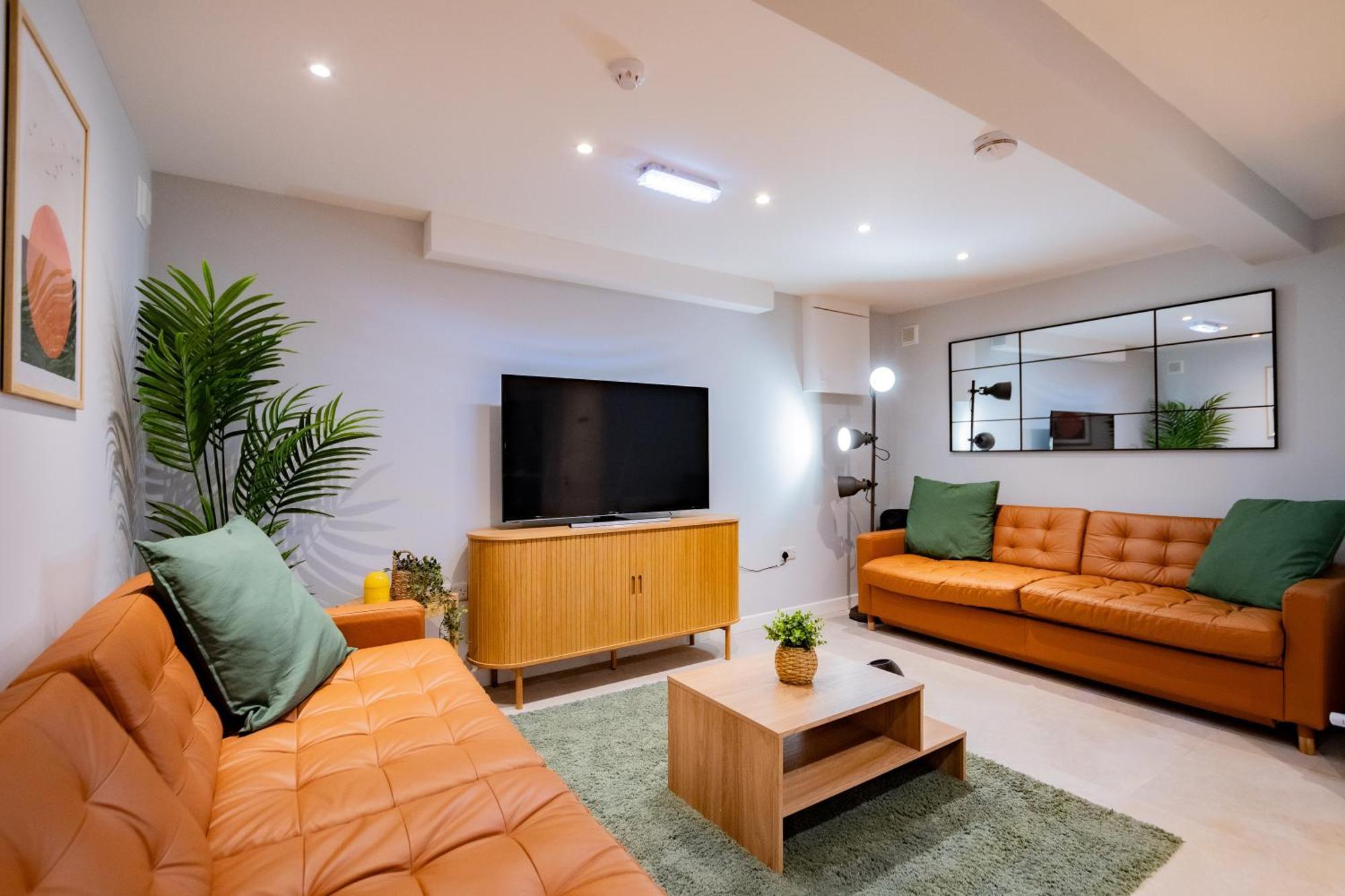The Large Group House -Sleeps 21 Villa ดับลิน ภายนอก รูปภาพ